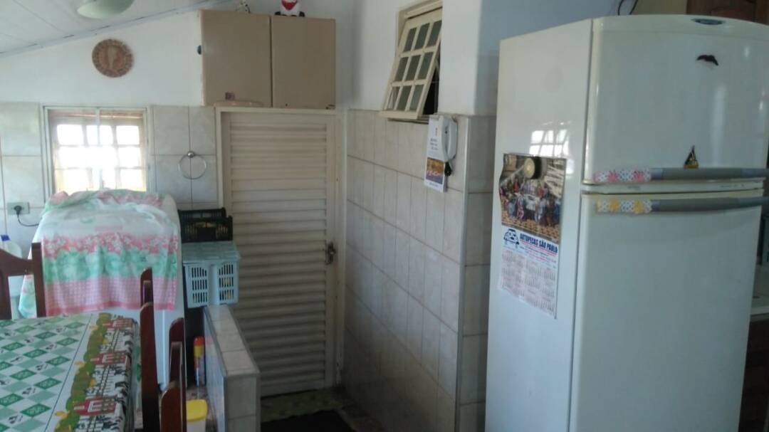 Sítio, 2 quartos, 1000 m² - Foto 6