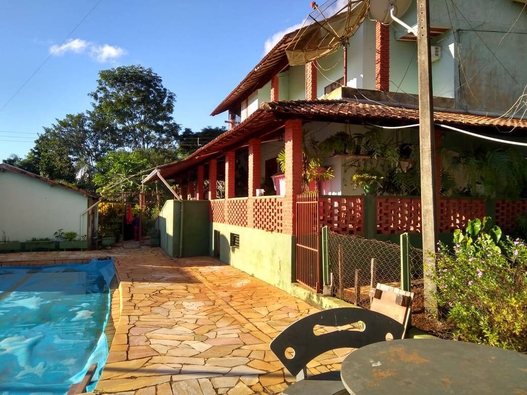 Sítio, 6 quartos, 10000 m² - Foto 1