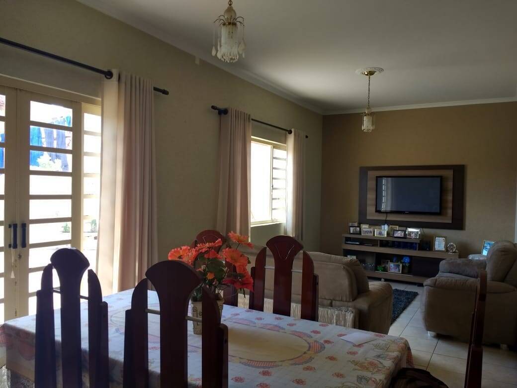 Casa, 3 quartos, 200 m² - Foto 9