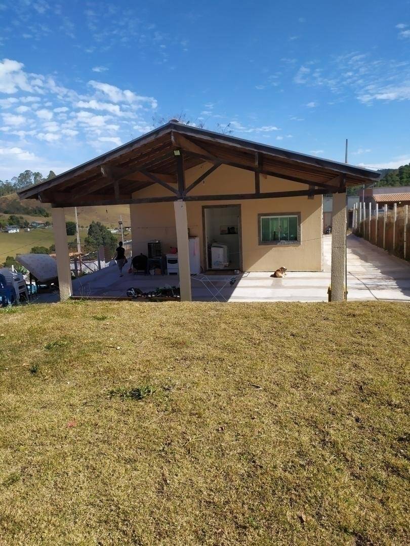 Chácara, 2 quartos, 832 m² - Foto 1