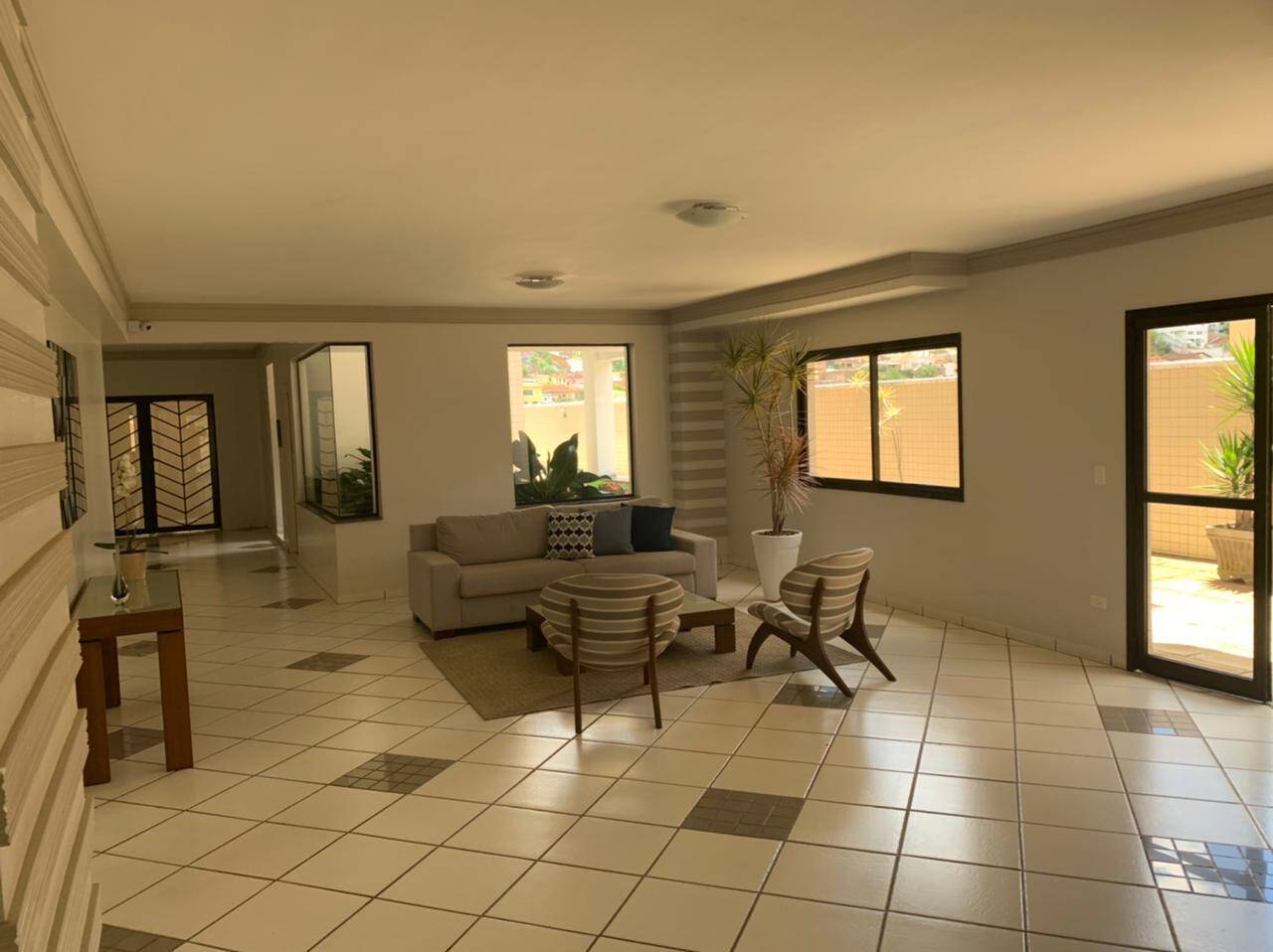 Apartamento, 3 quartos, 115 m² - Foto 2