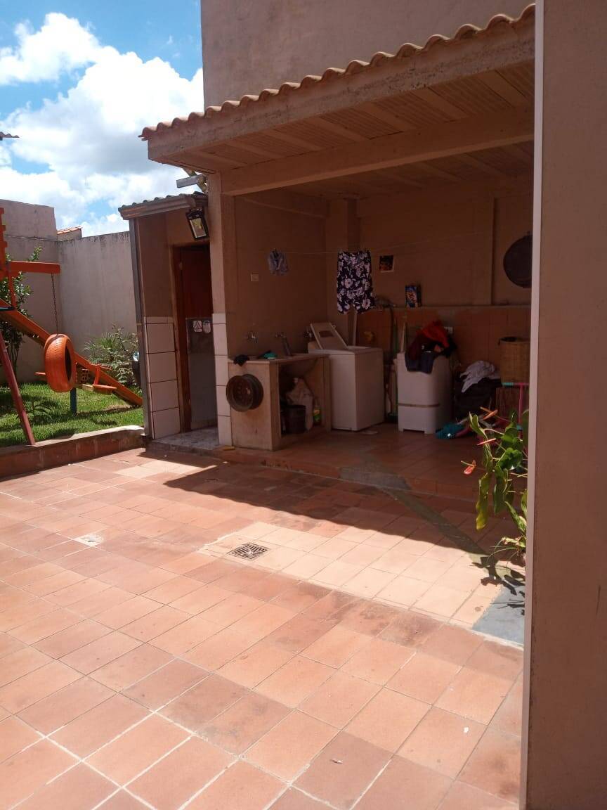 Casa, 3 quartos, 173 m² - Foto 2