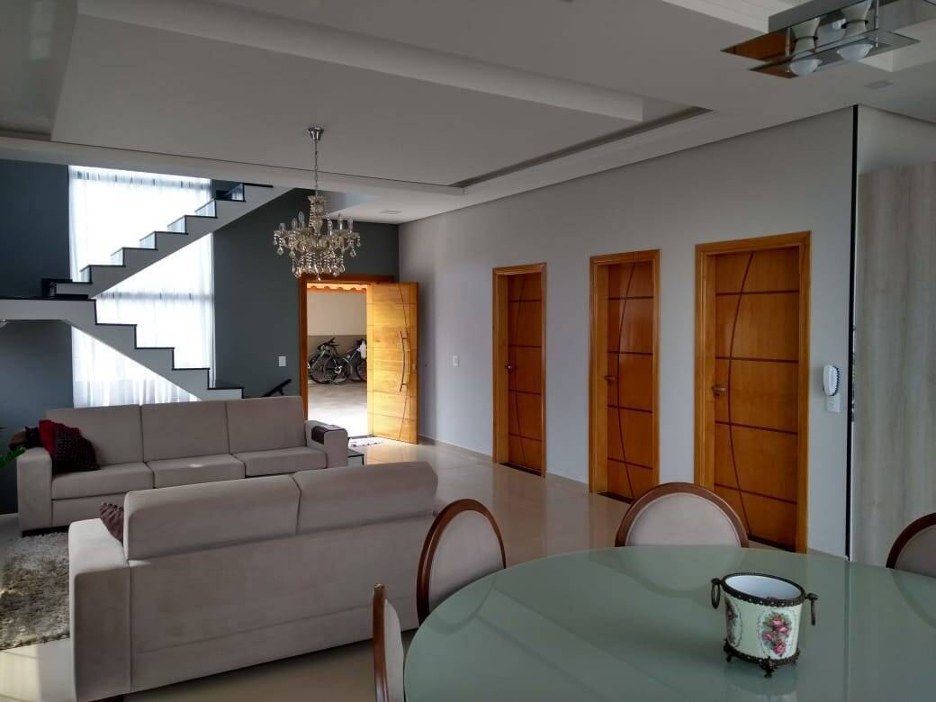 Casa, 3 quartos, 350 m² - Foto 3