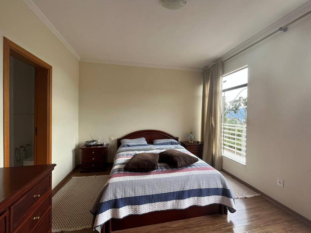Casa, 3 quartos, 220 m² - Foto 8