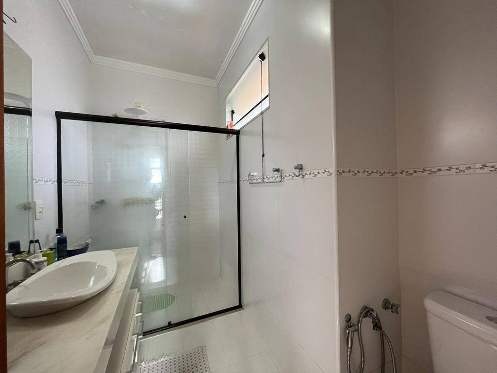 Casa, 3 quartos, 220 m² - Foto 13