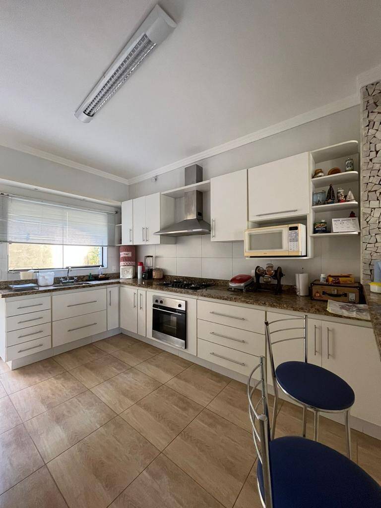 Casa, 3 quartos, 220 m² - Foto 3