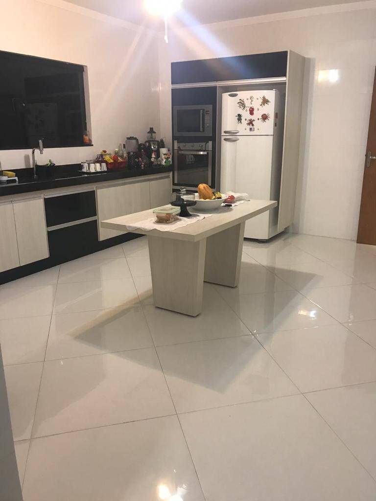 Casa, 1 quarto, 290 m² - Foto 6