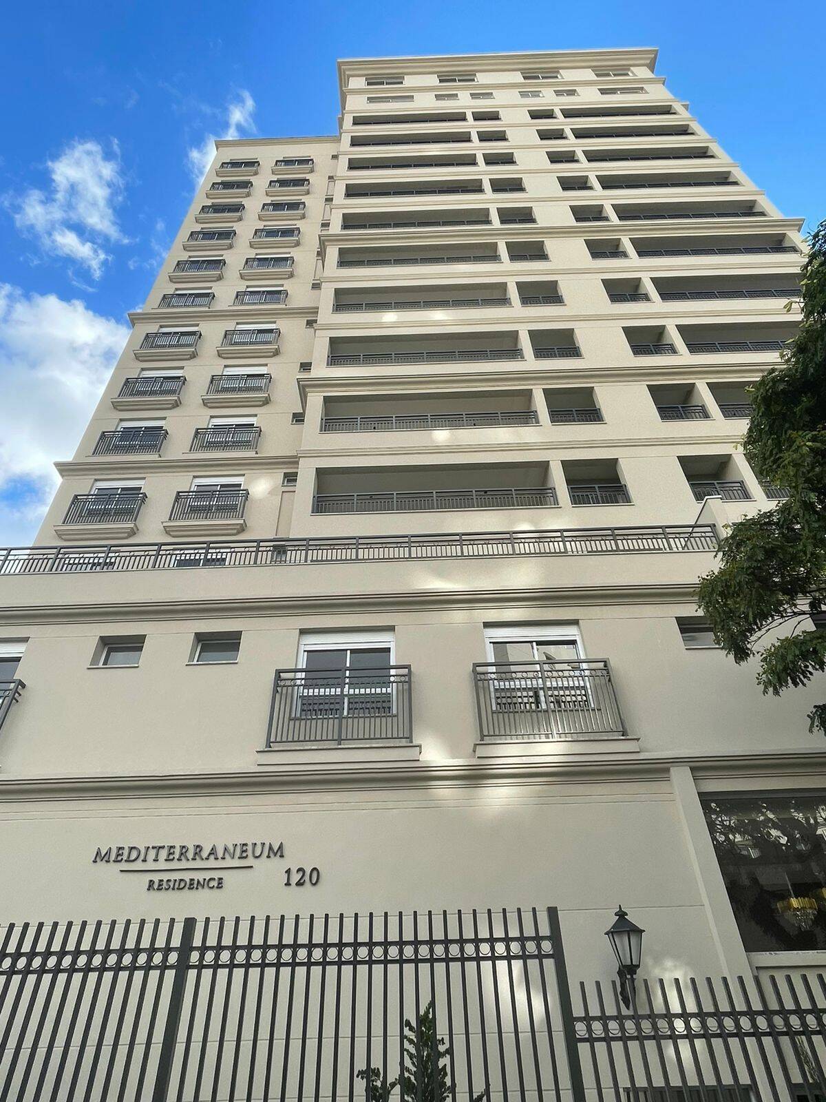 #749 - Apartamento para Venda em Poços de Caldas - MG