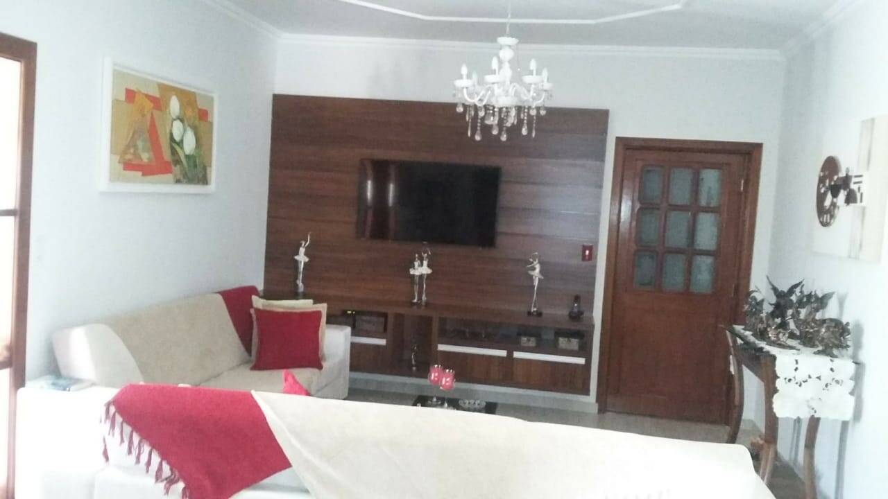 Casa, 3 quartos, 276 m² - Foto 6