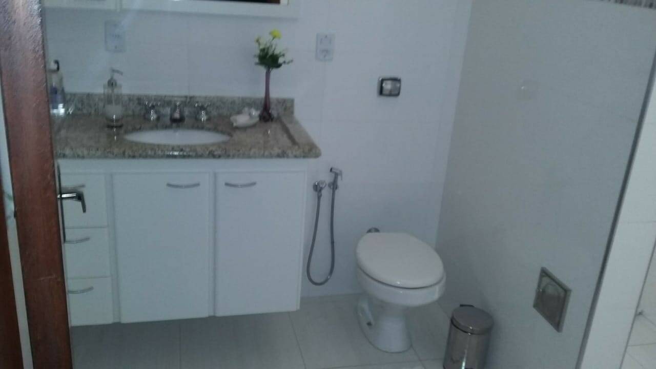 Casa, 3 quartos, 276 m² - Foto 16