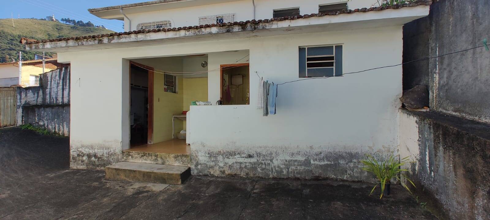 Casa, 3 quartos, 241 m² - Foto 3