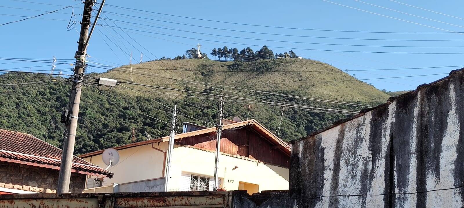 Casa, 3 quartos, 241 m² - Foto 2