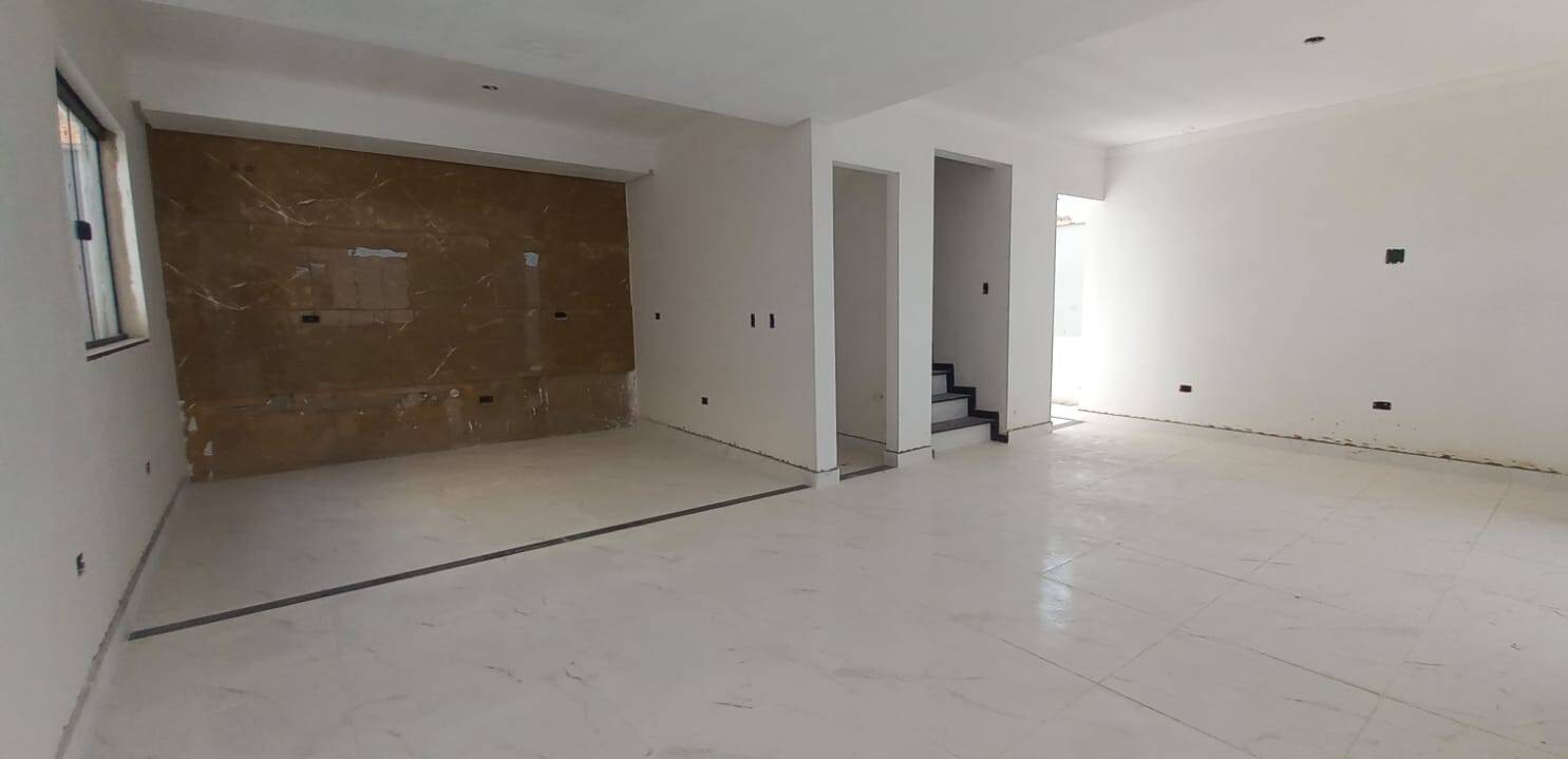 Casa, 3 quartos, 101 m² - Foto 2