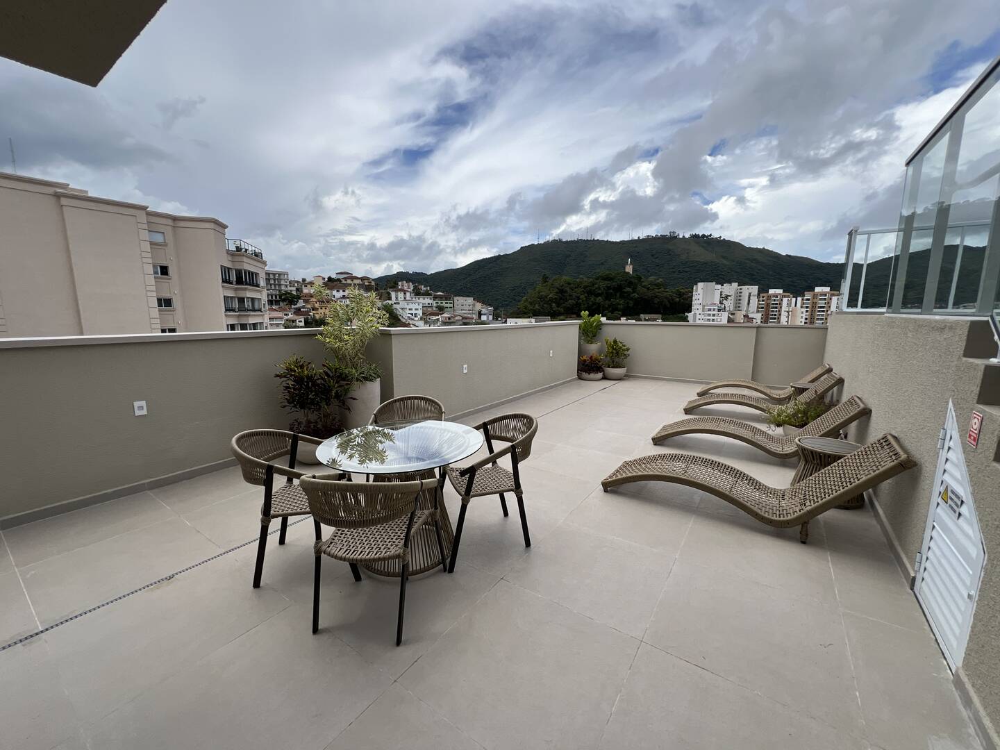 Apartamento, 2 quartos, 65 m² - Foto 2