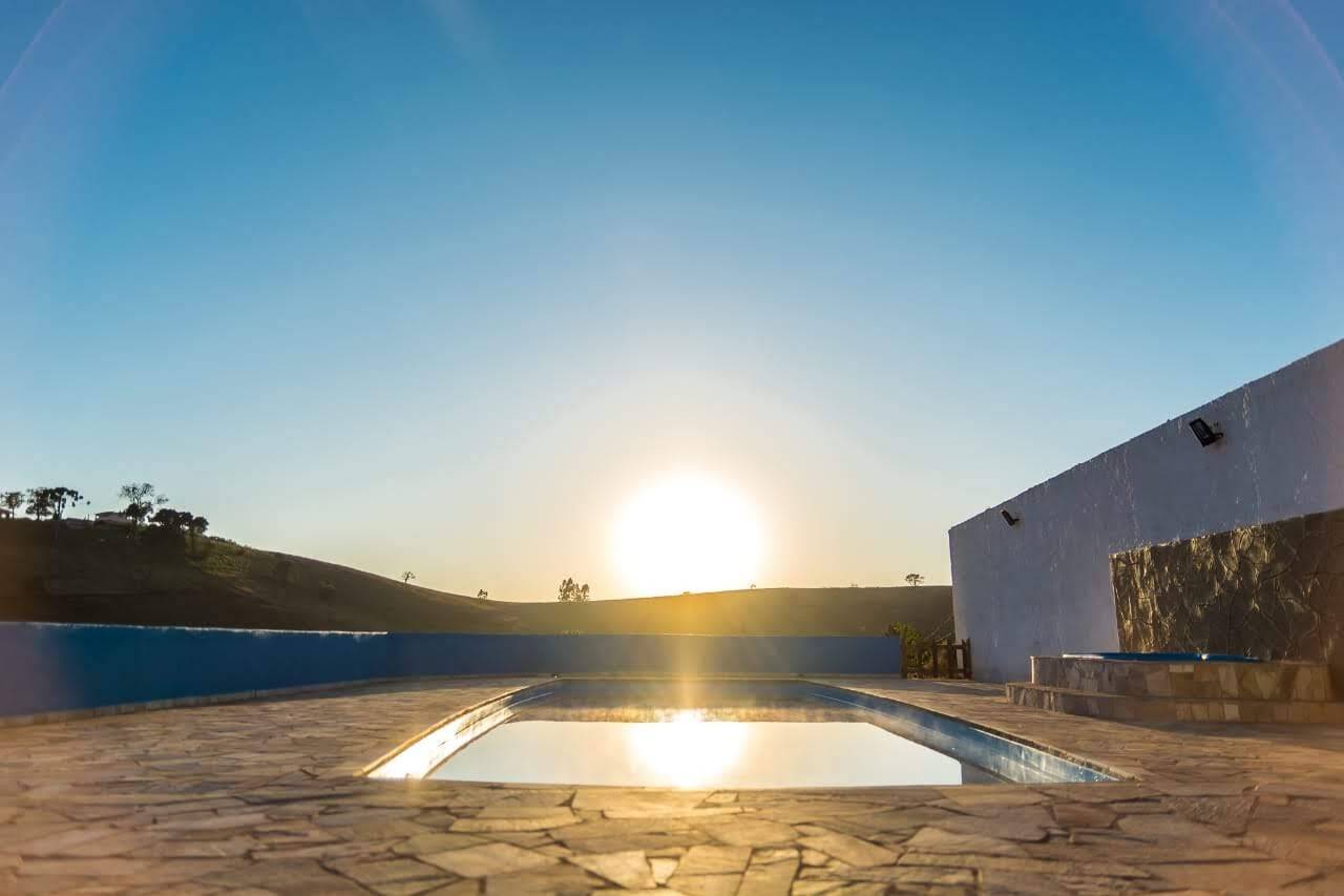 Chácara, 3 quartos, 1500 m² - Foto 1