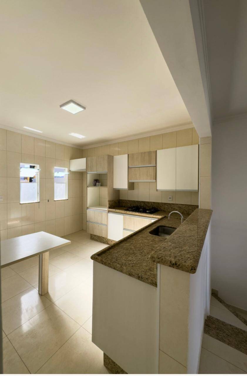 Casa, 3 quartos, 243 m² - Foto 19