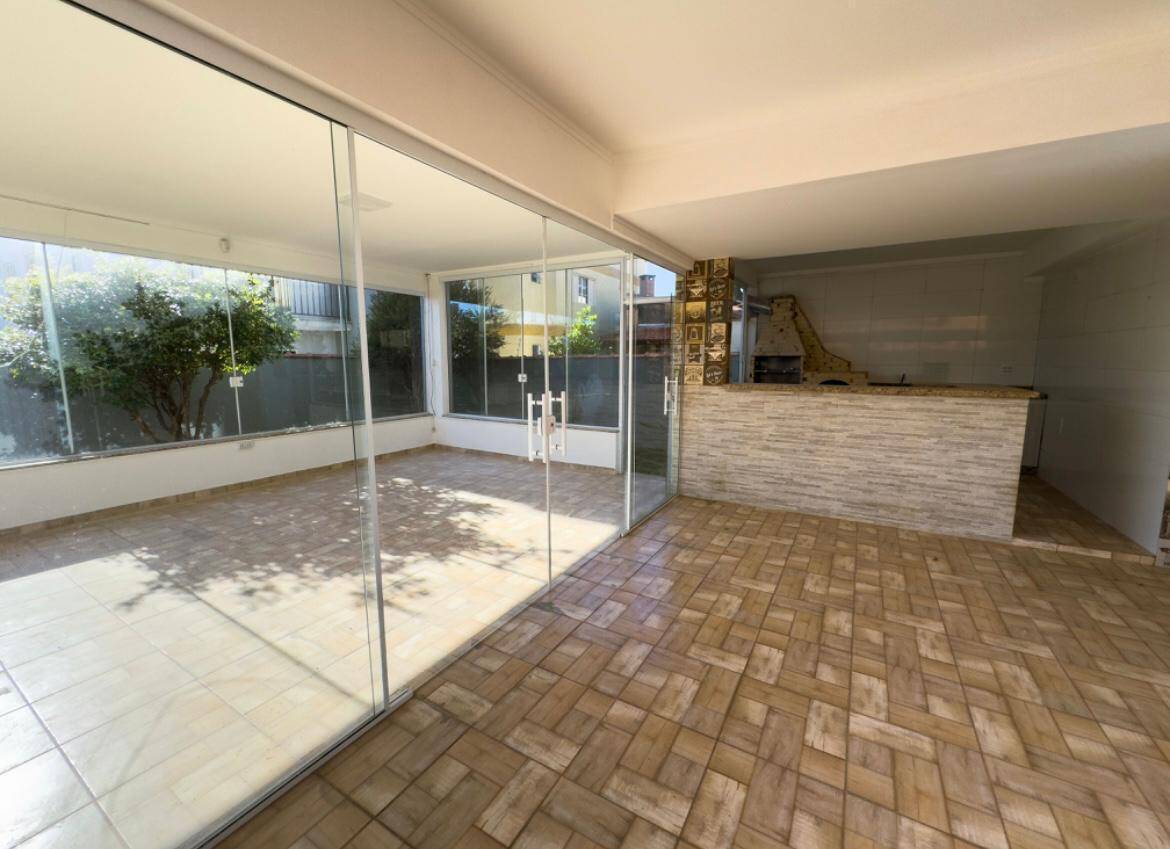 Casa, 3 quartos, 243 m² - Foto 6