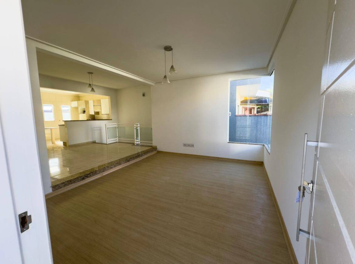 Casa, 3 quartos, 243 m² - Foto 24