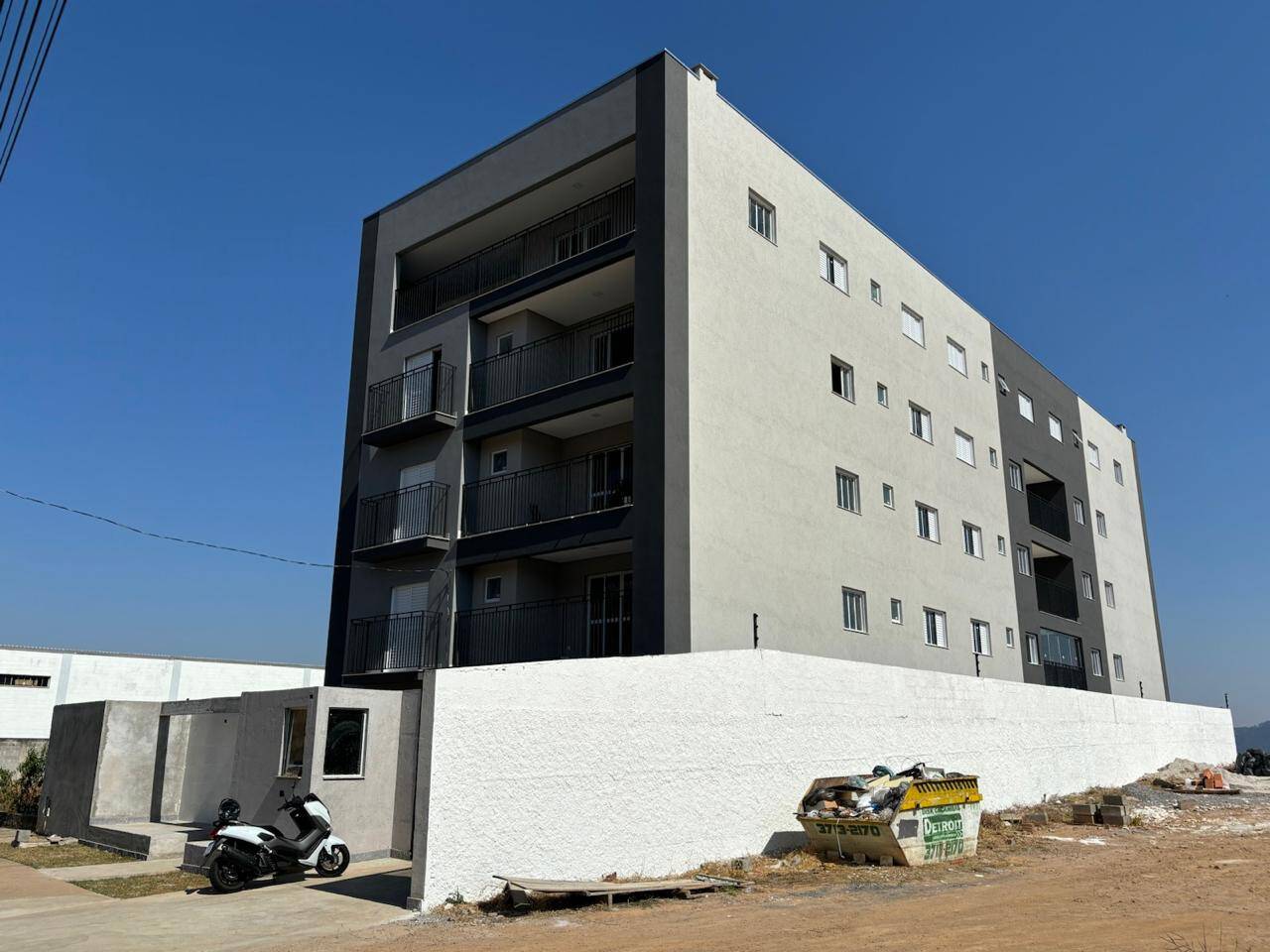 #981 - Apartamento para Venda em Poços de Caldas - MG