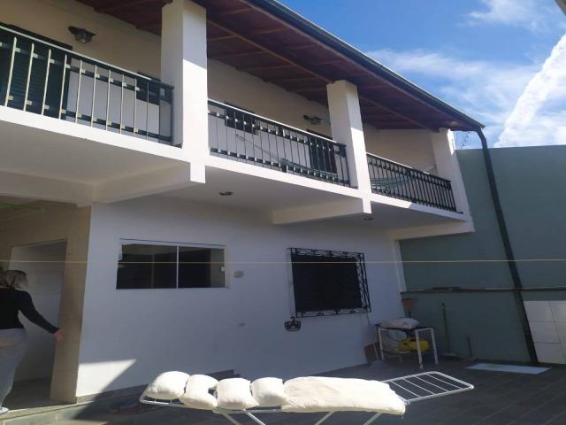 Casa para Venda em Poços de Caldas - 2