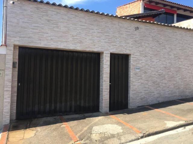Casa para Venda em Poços de Caldas - 2