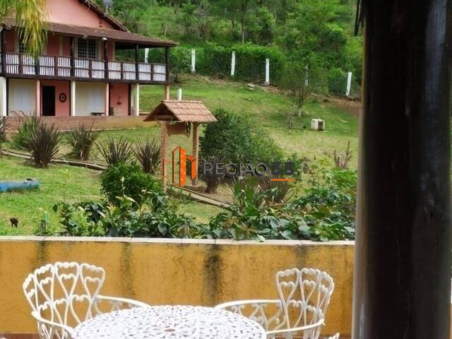 #282 - Casa para Venda em Caldas - MG - 2