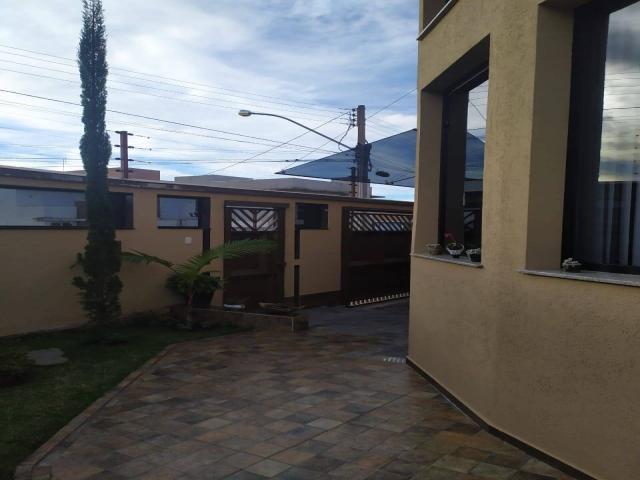 Casa para Venda em Poços de Caldas - 3