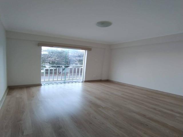 Apartamento para Venda em Poços de Caldas - 2