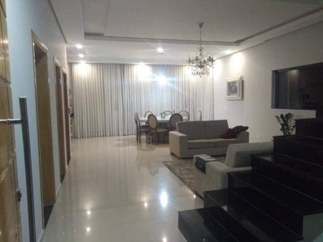 Casa para Venda em Poços de Caldas - 2