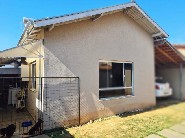 #490 - Casa para Venda em Poços de Caldas - MG