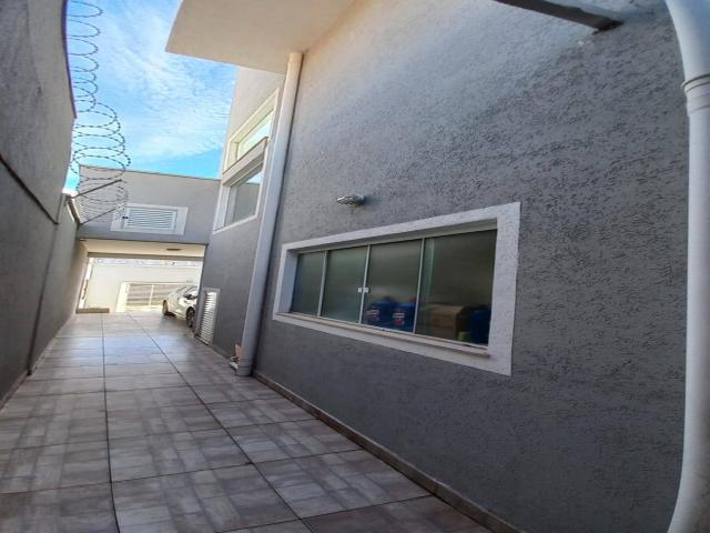Casa para Venda em Poços de Caldas - 2