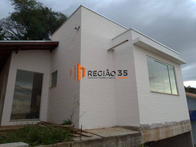 #690 - Casa para Venda em Caldas - MG - 2