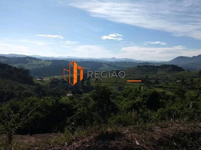 #877 - Terreno para Venda em Caldas - MG - 2