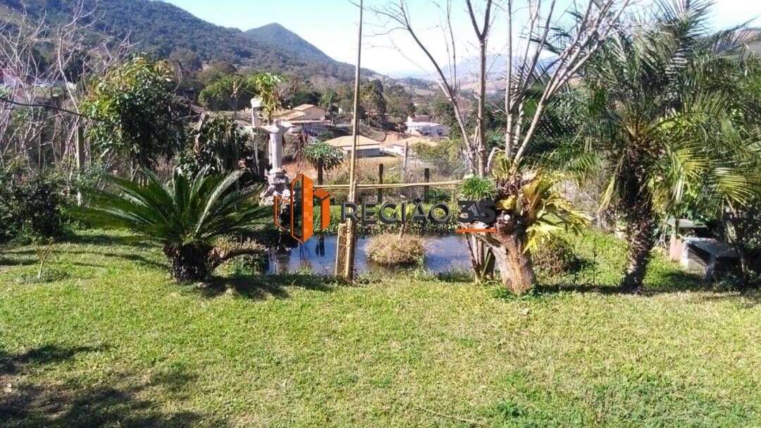 Chácara à venda com 2 quartos, 120m² - Foto 1