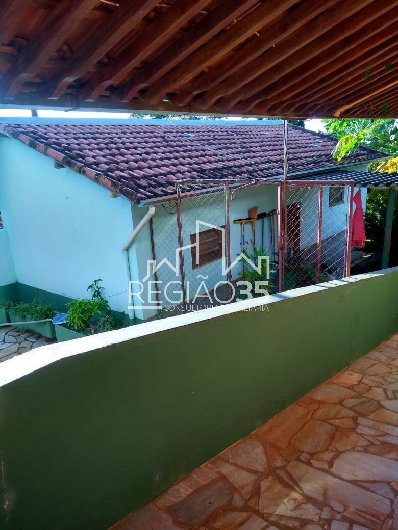 Sítio à venda com 6 quartos, 600m² - Foto 35